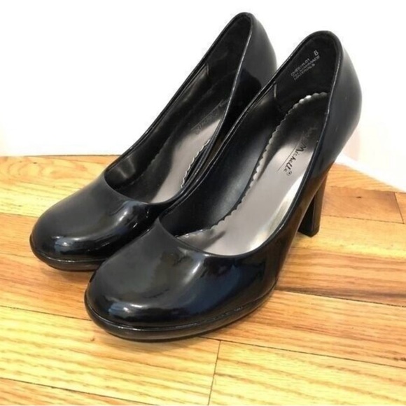 Black vegan patent leather platform heels shoes size 8 NIB retro round toe pump - Picture 5 of 9
